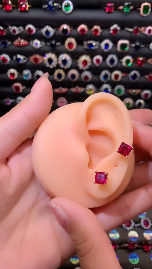 【闪购商品】红宝石耳饰银S925镶嵌6玫瑰金