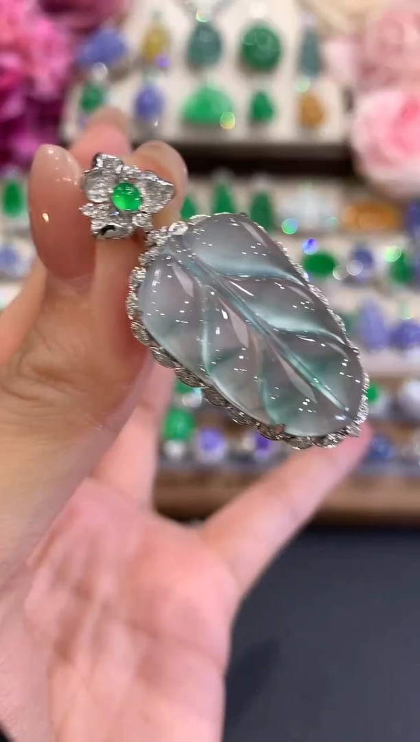 吊坠(不含链)18K金镶嵌翡翠w73