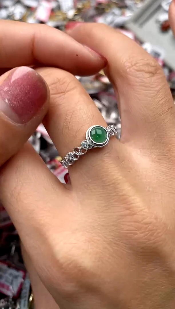 【闪购商品】翡翠戒指银S925镶嵌77777   5