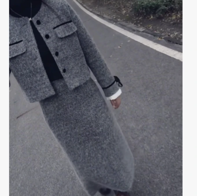 2025冬季时尚潮流百搭精品女装乘zzXRX