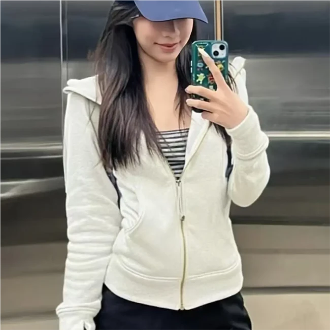 一模模一样样的开衫卫衣金标系列|一宁