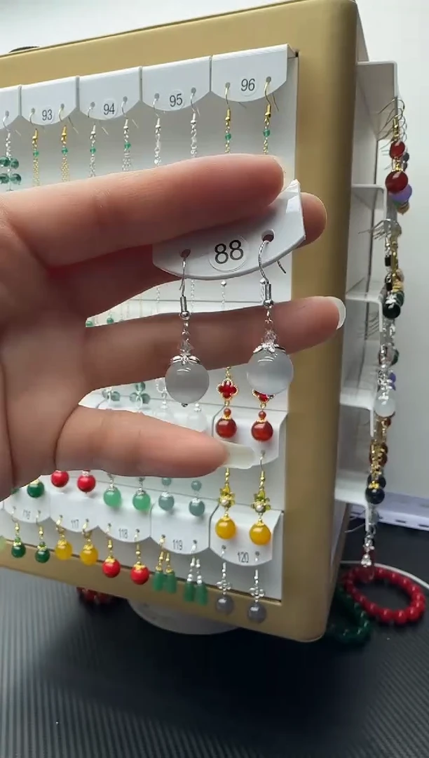 未镶嵌石英质玉（非洲翠）耳坠88