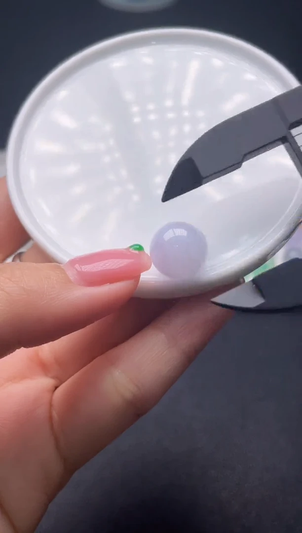 翡翠未镶嵌颈饰啊A136