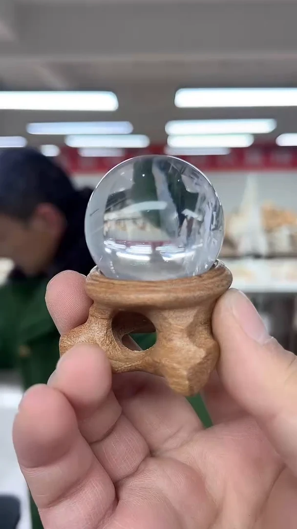 【闪购商品】水晶水晶球未镶嵌天然多样性发一35.4mm06