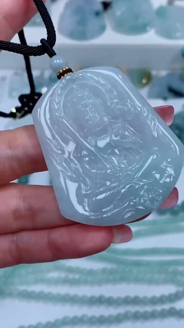 翡翠未镶嵌颈饰吊坠