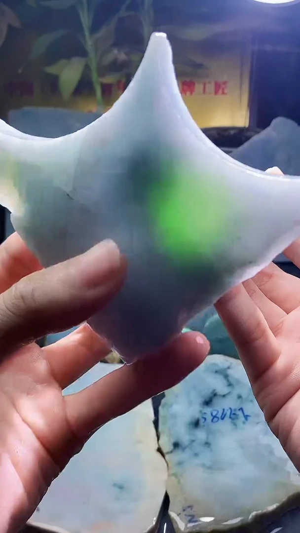 未镶嵌挂件翡翠小雨282