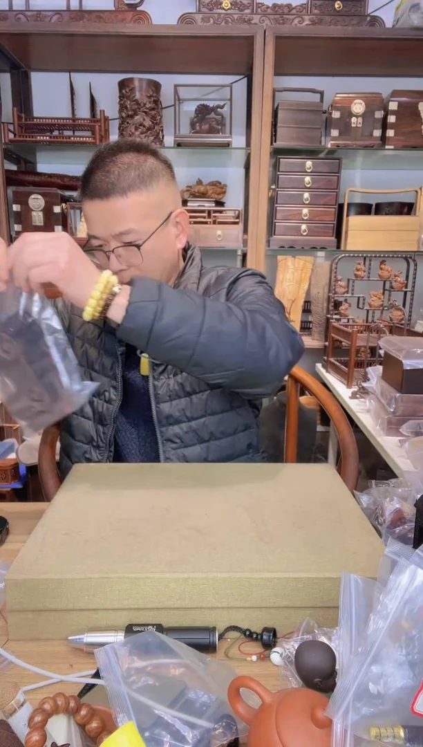 【闪购商品】乌木类书架635黑檀书卷底座3个  瑕疵