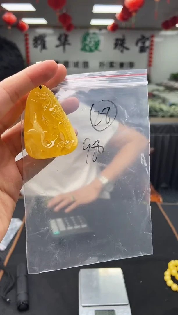 未镶嵌颈饰蜜蜡颜色多样性发拍一发一