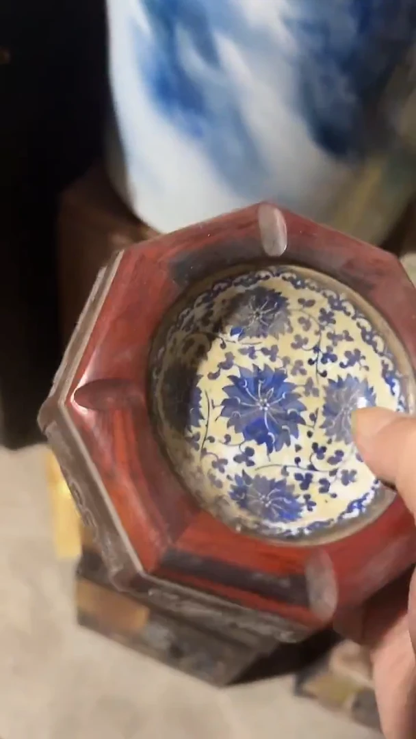 木      烟灰缸   1