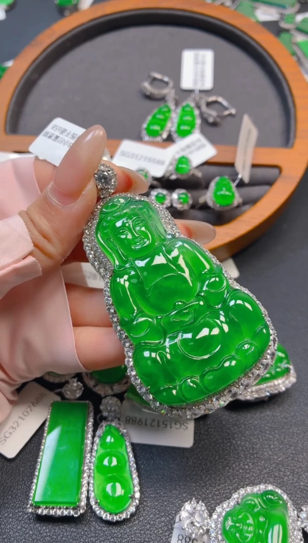 吊坠(不含链)银S925镶嵌翡翠孙***海1