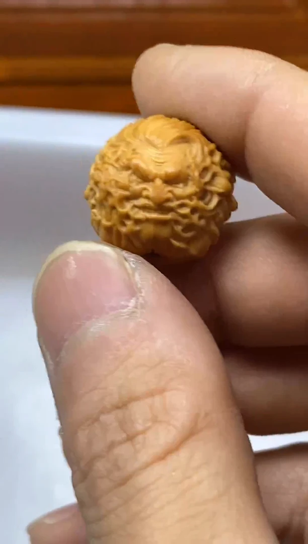 吊坠猴头核桃双重 身份