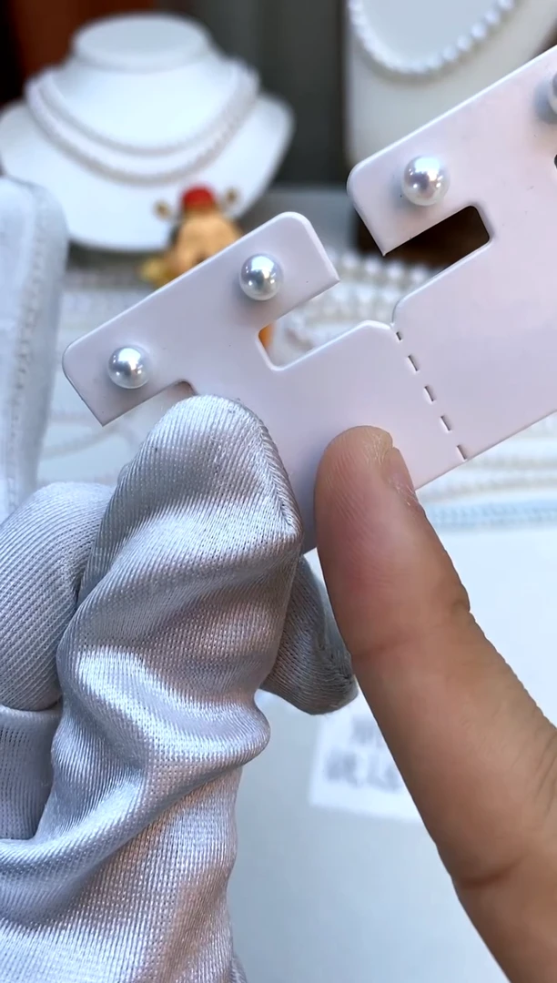 【闪购商品】淡水珍珠耳钉银S925镶嵌5-6