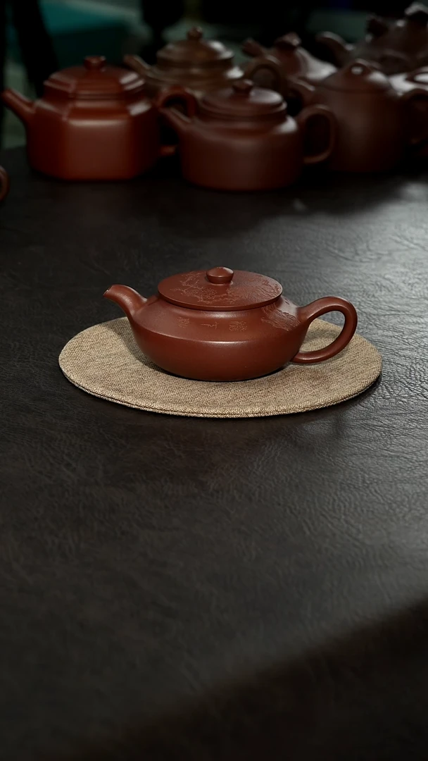 茶壶紫砂06底槽清刻绘汉扁