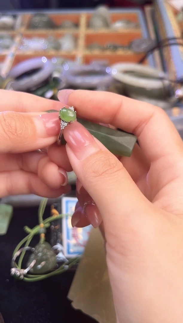 和田玉戒指未镶嵌碧玉 戒指