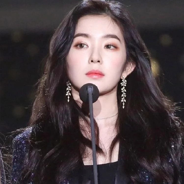 合金耳饰 韩版气质水滴叶子长款闪钻耳夹新娘耳饰个性高级感夸张