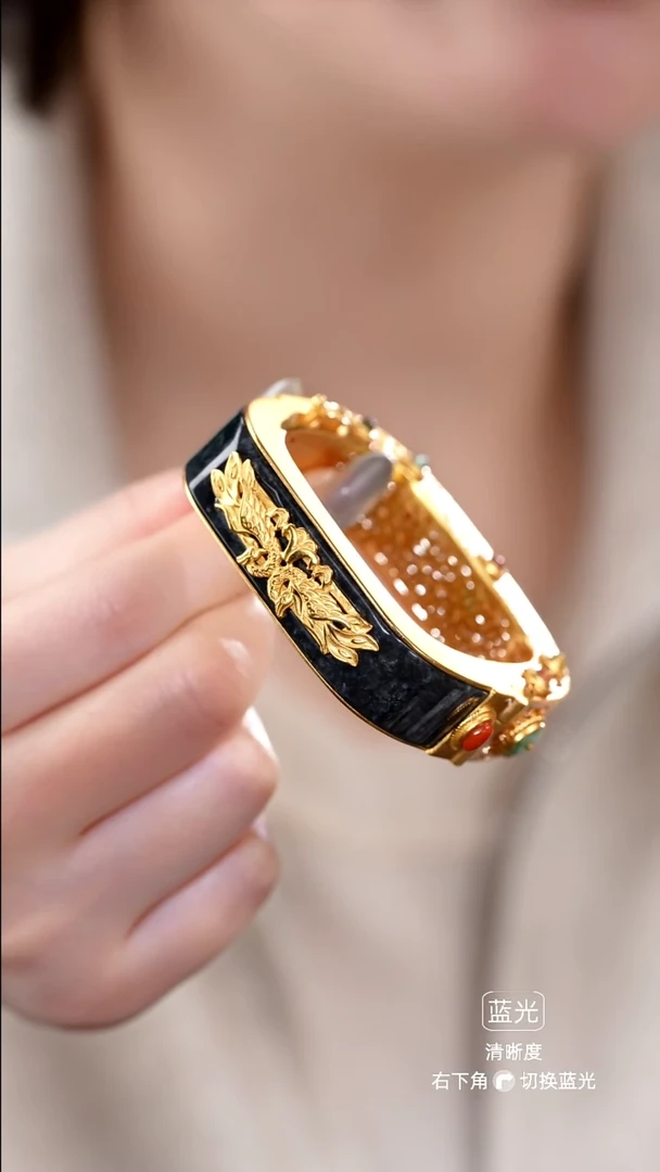 颈饰未镶嵌翡翠手镯16