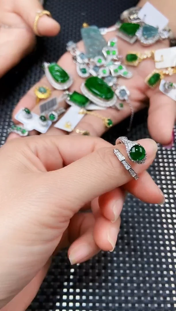 【闪购商品】翡翠戒指未镶嵌111111111