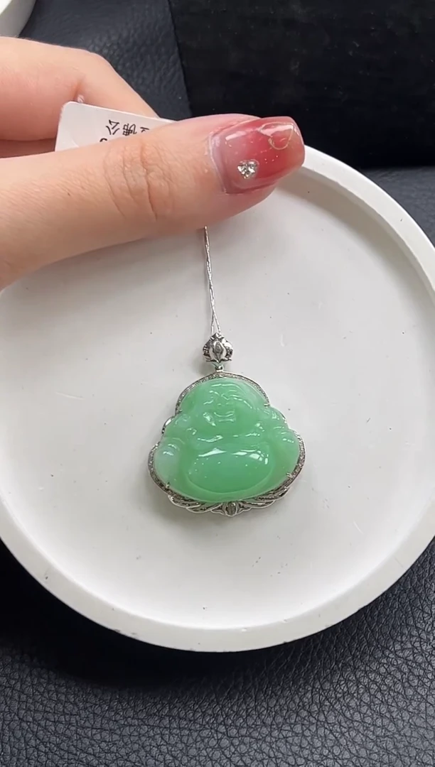 【闪购商品】翡翠颈饰18K金镶嵌佛公