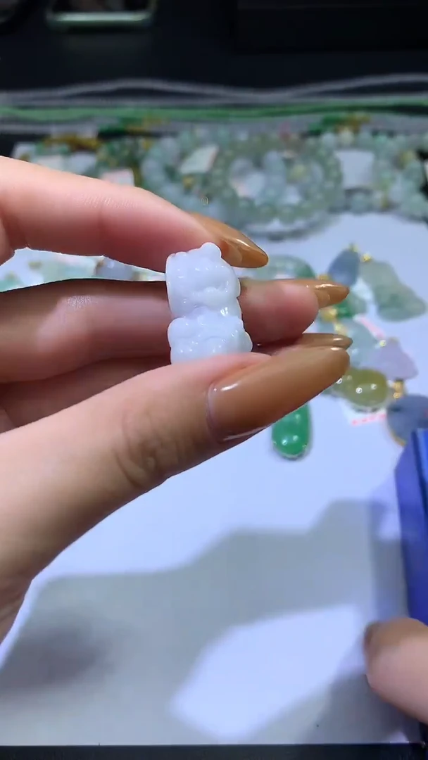 颈饰未镶嵌翡翠ZX018719