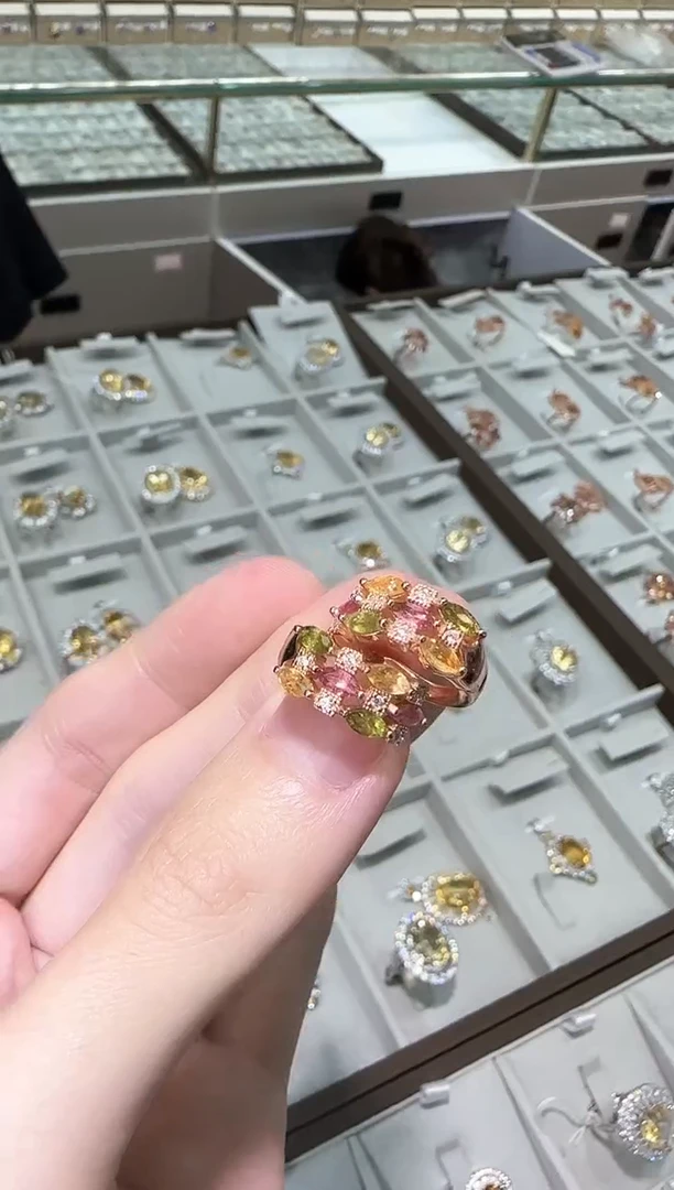 【闪购商品】碧玺耳饰银S925镶嵌耳扣8mm