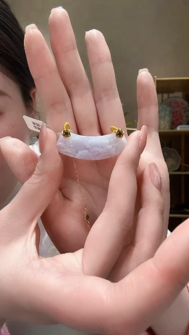 【闪购商品】翡翠颈饰未镶嵌吊坠