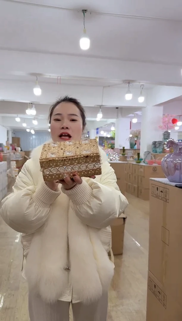 【闪购商品】无铅玻璃甄选花器-z-早19