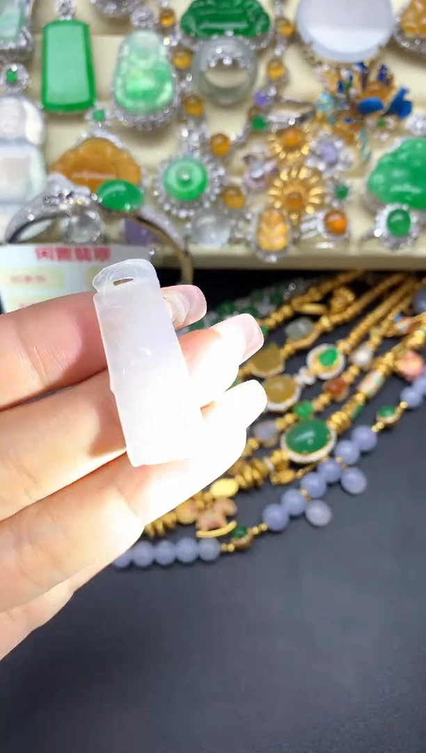 颈饰未镶嵌翡翠91-中国好珍宝