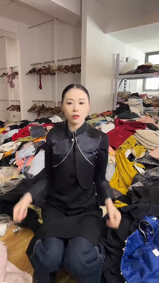 M码       90-105斤  马甲