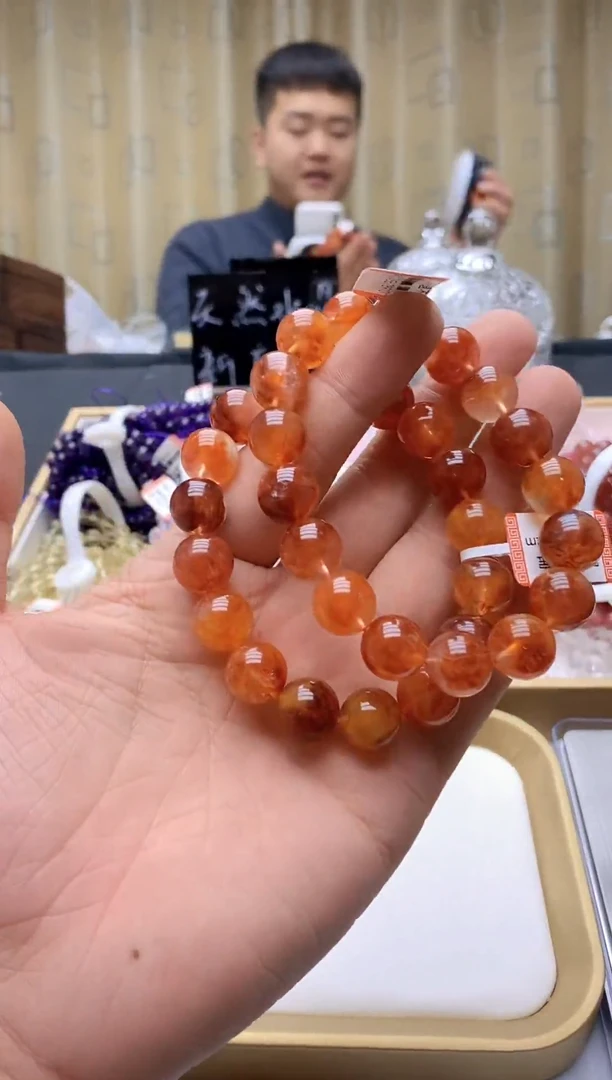 未镶嵌手串水晶红浇花手串12mm+（多样性发一）