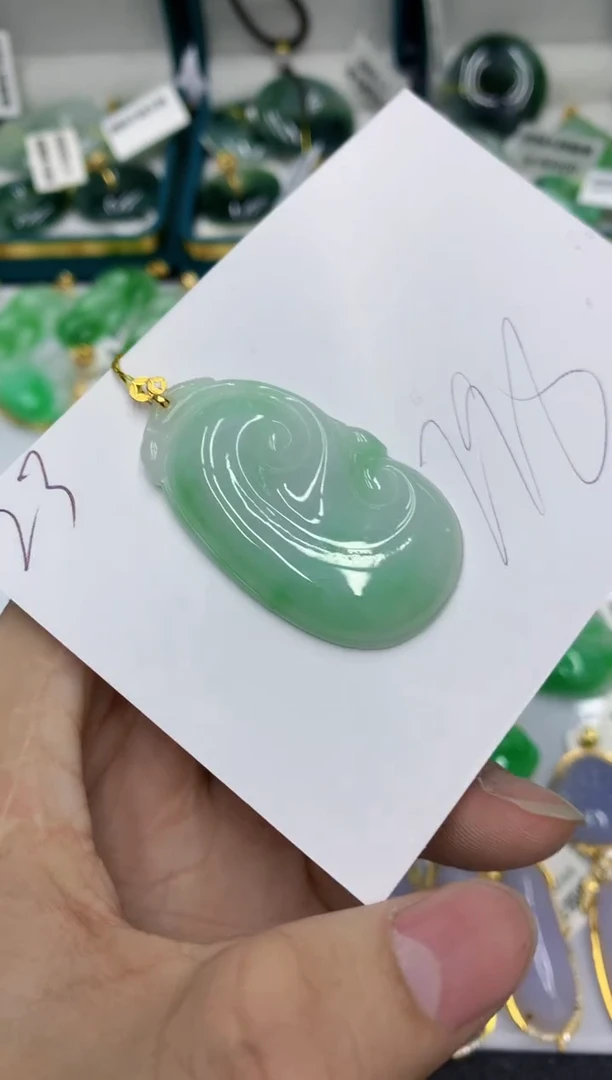 【闪购商品】翡翠颈饰18K金镶嵌号链接