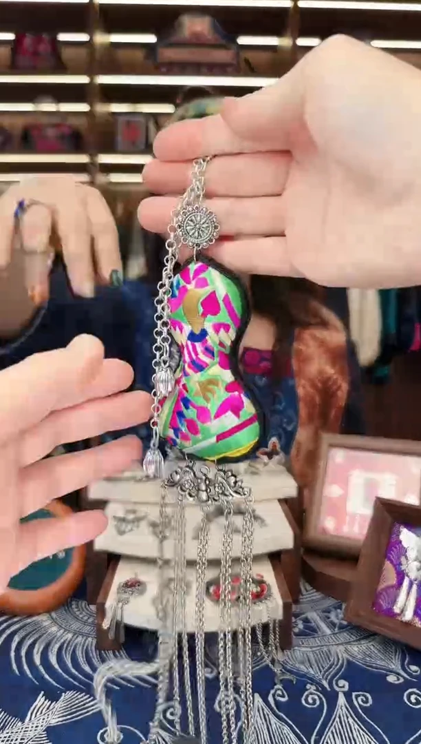 织绣12黔东南苗族刺绣