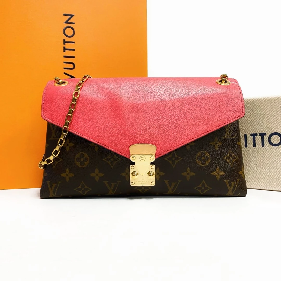 95新 LouisVuitton/路易威登 老花SaintPallas红色传奇信封包