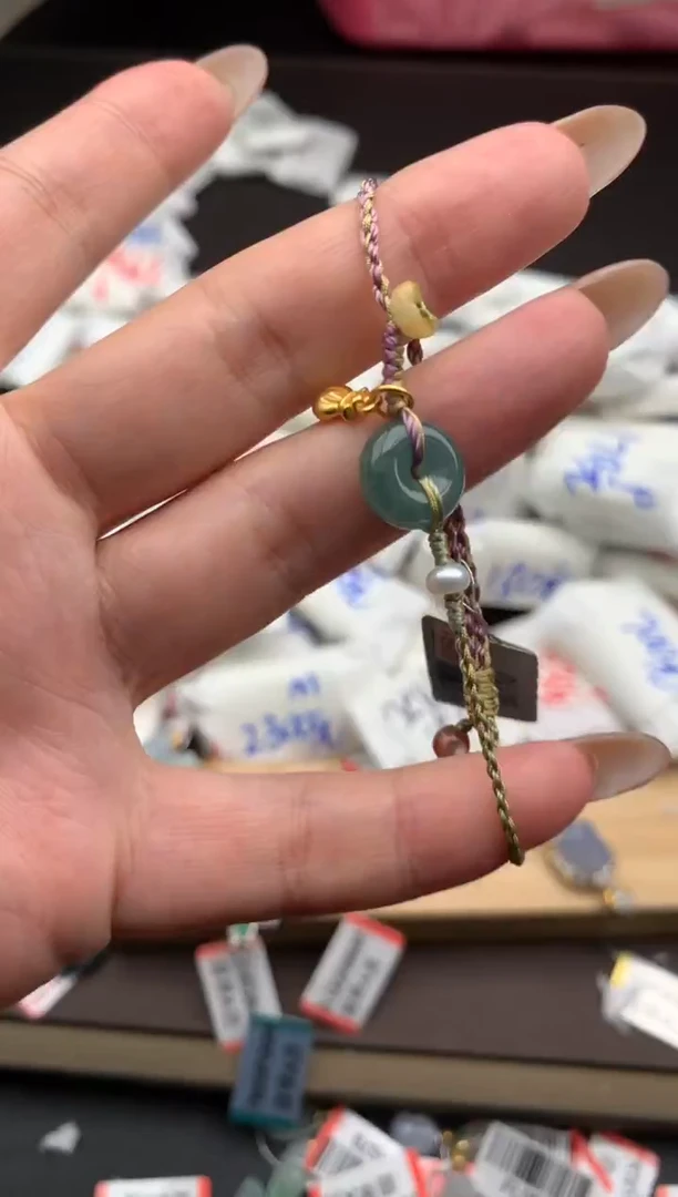 【闪购商品】翡翠手绳未镶嵌一