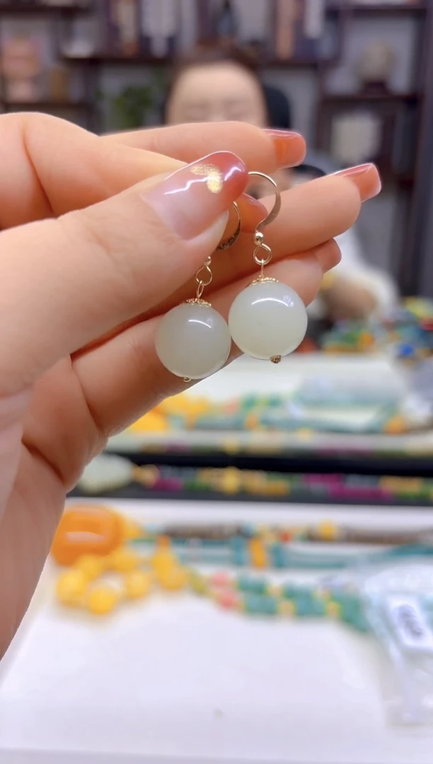 【闪购商品】和田玉耳饰14K金镶嵌耳饰E673