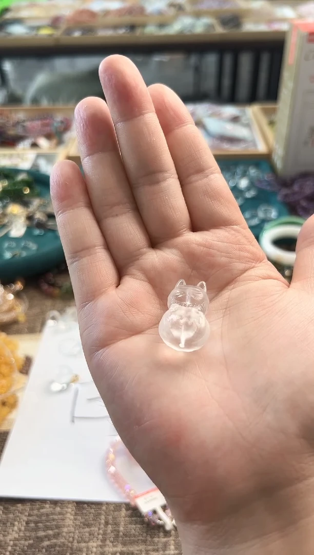 未镶嵌颈饰水晶猫