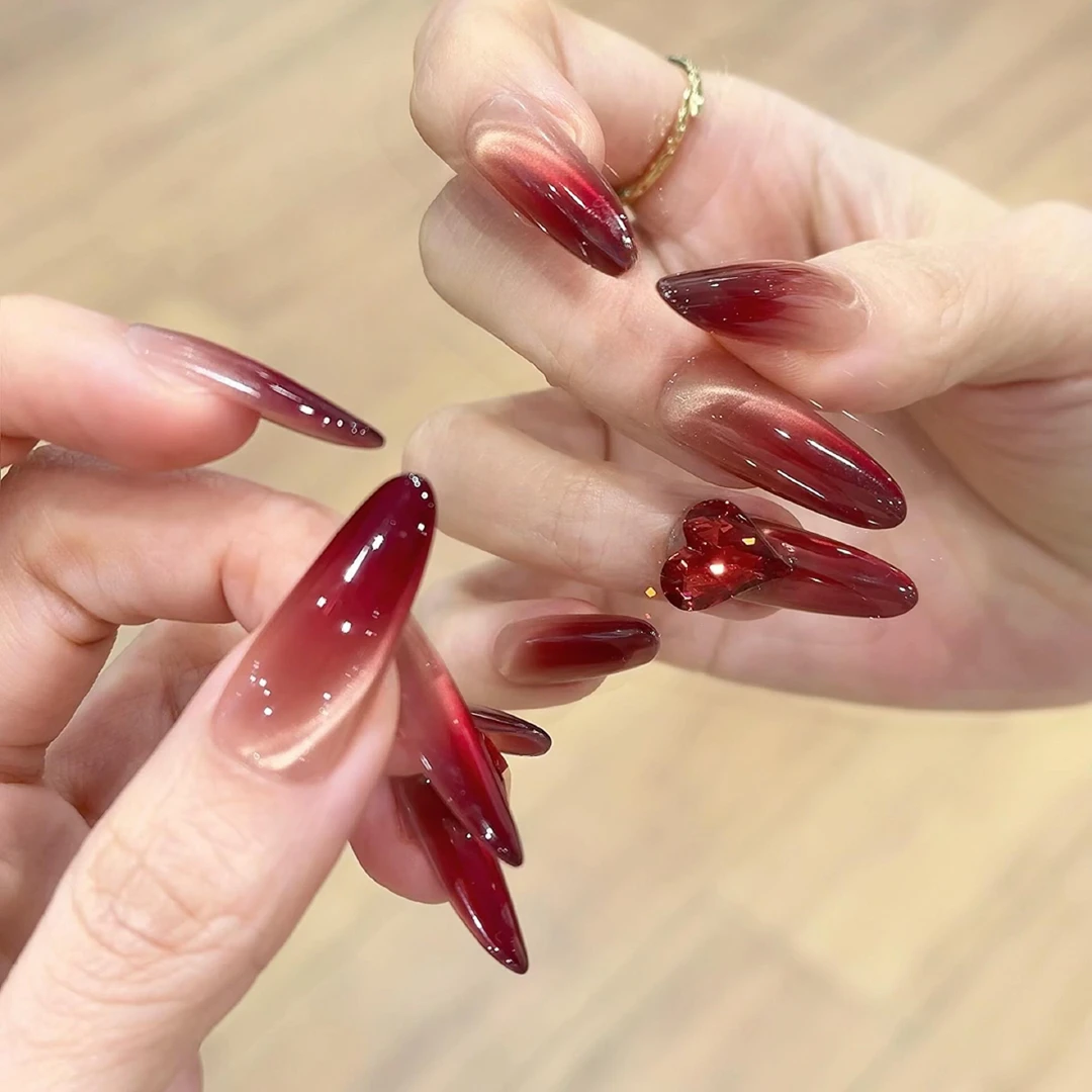 【鸿运甜心】酒红猫眼显白长款美甲高级大钻跨年气质百搭新款穿戴甲