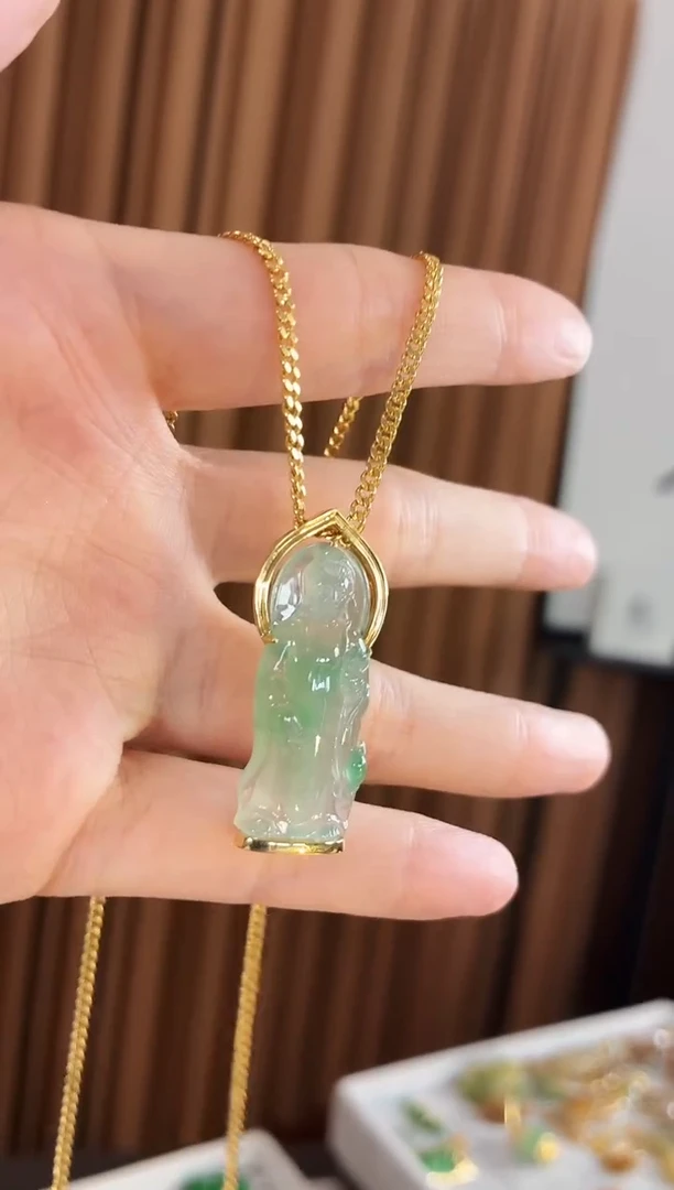 吊坠(不含链)18K金镶嵌翡翠吊坠