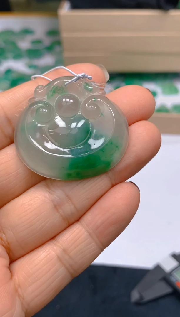 【闪购商品】石英质玉颈饰未镶嵌冰美人非洲翠A货