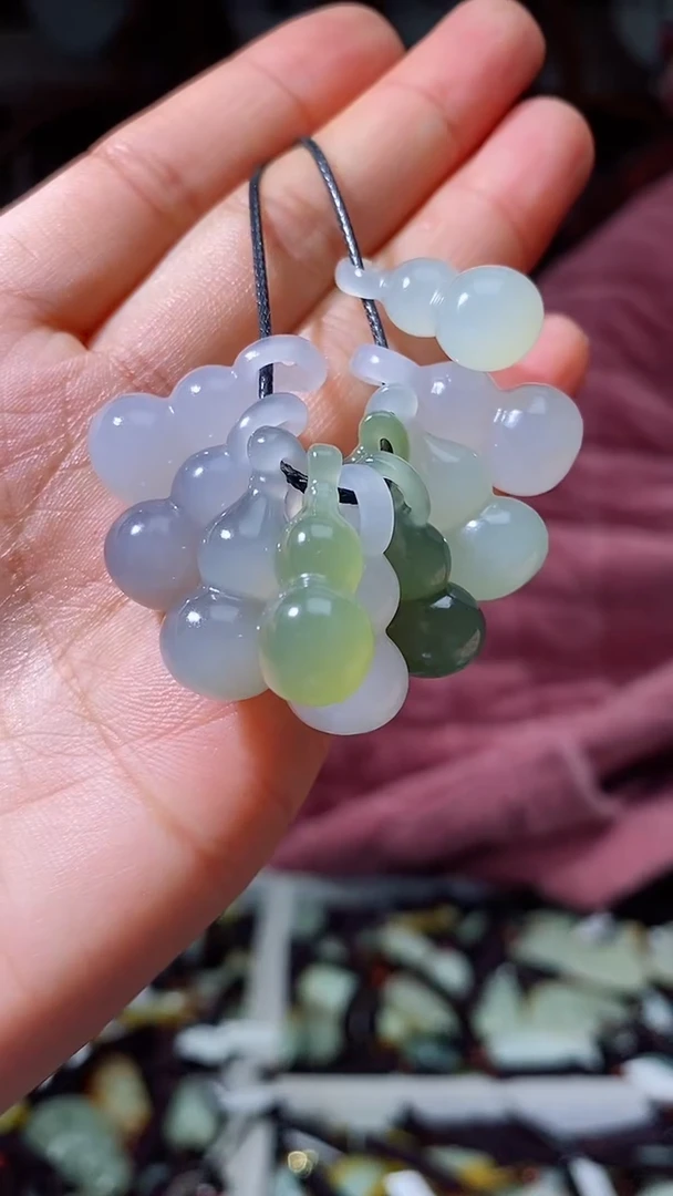 【闪购商品】和田玉挂件未镶嵌1111多样性发货 拍一发一