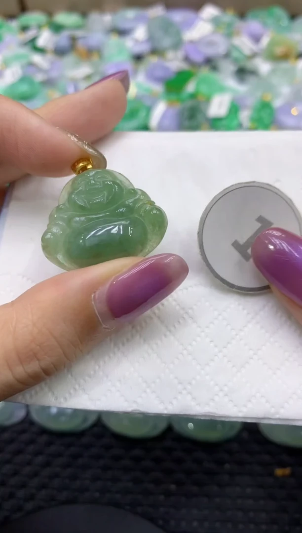 颈饰未镶嵌翡翠天然缅甸翡翠A货