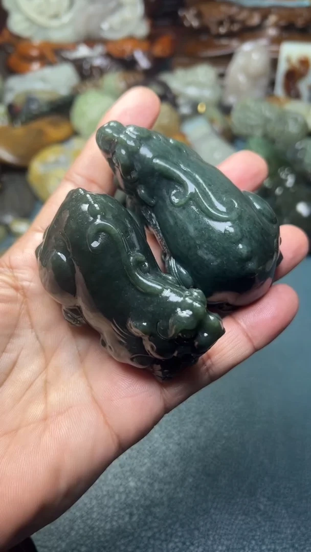 未镶嵌和田玉把件2