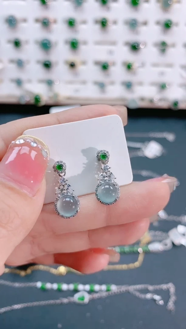【闪购商品】翡翠耳饰银S925镶嵌天然翡翠