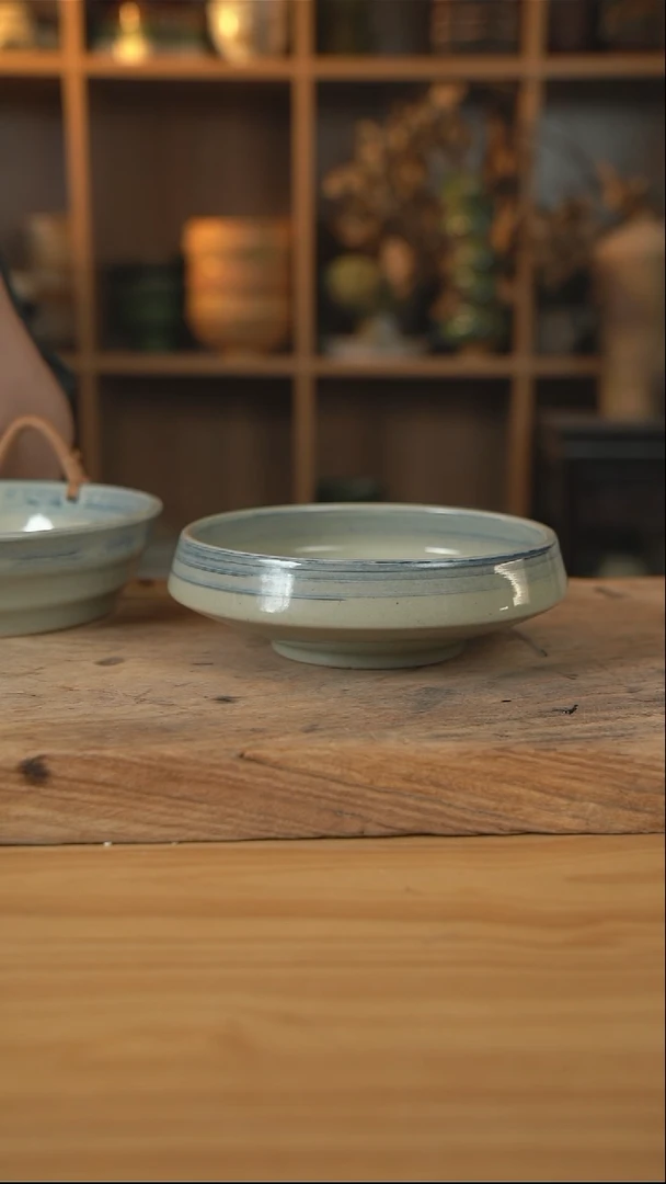 青云系列的8英寸收口盘