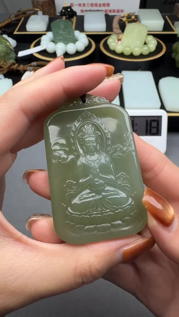 颈饰未镶嵌和田玉3