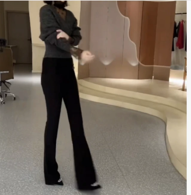 2025冬季时尚潮流百搭精品女装足OOSAA