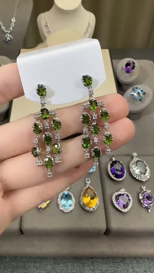 银S925镶嵌透辉石耳坠3*6mm耳坠流苏设计款