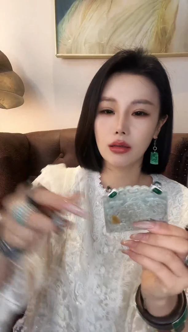 颈饰未镶嵌翡翠愿****?翡翠E715