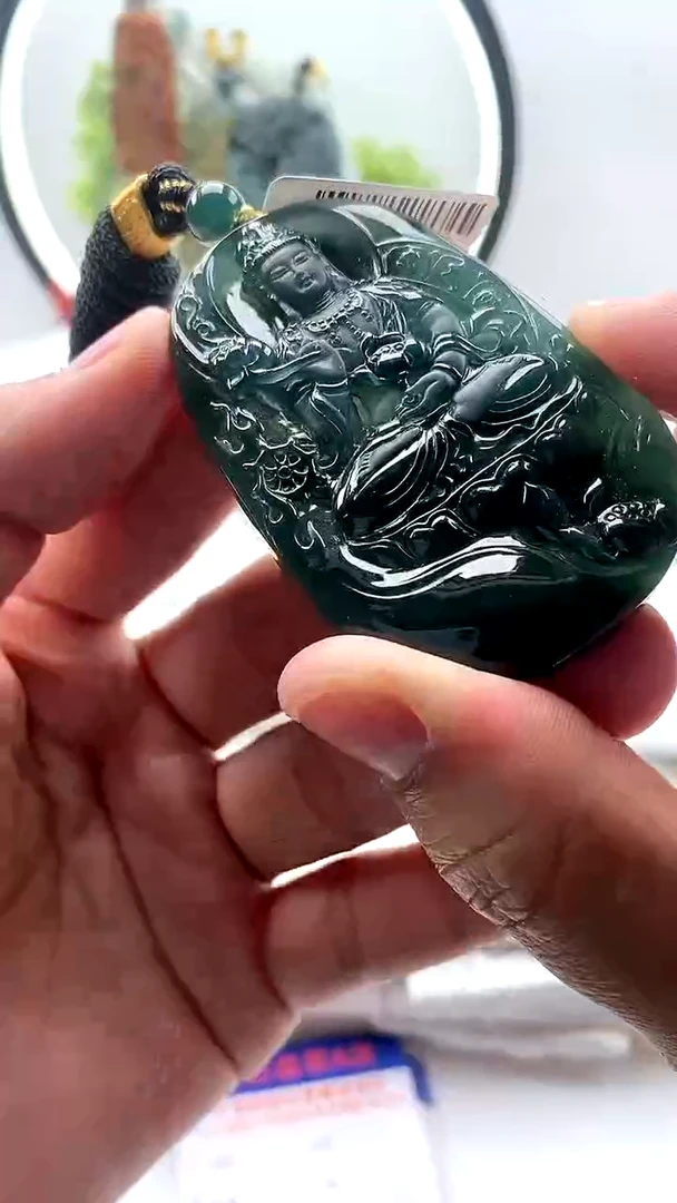 【闪购商品】翡翠颈饰未镶嵌大势至