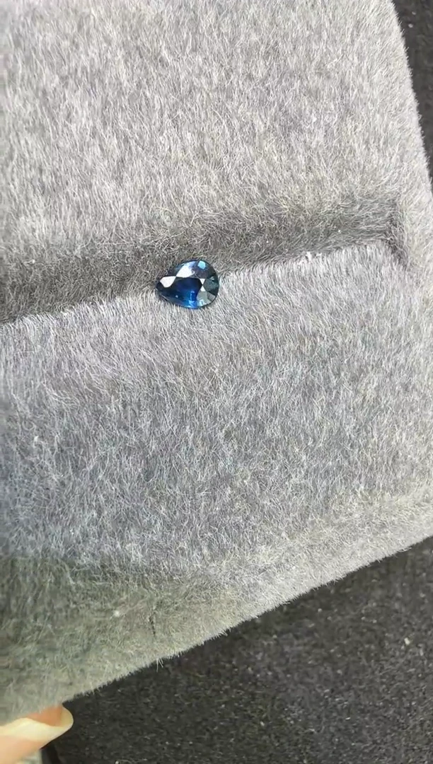 未镶嵌定制定制蓝宝石天然皇家蓝