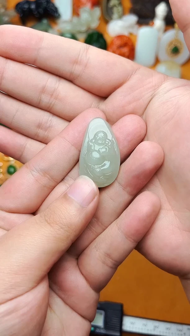 【闪购商品】和田玉颈饰未镶嵌佛